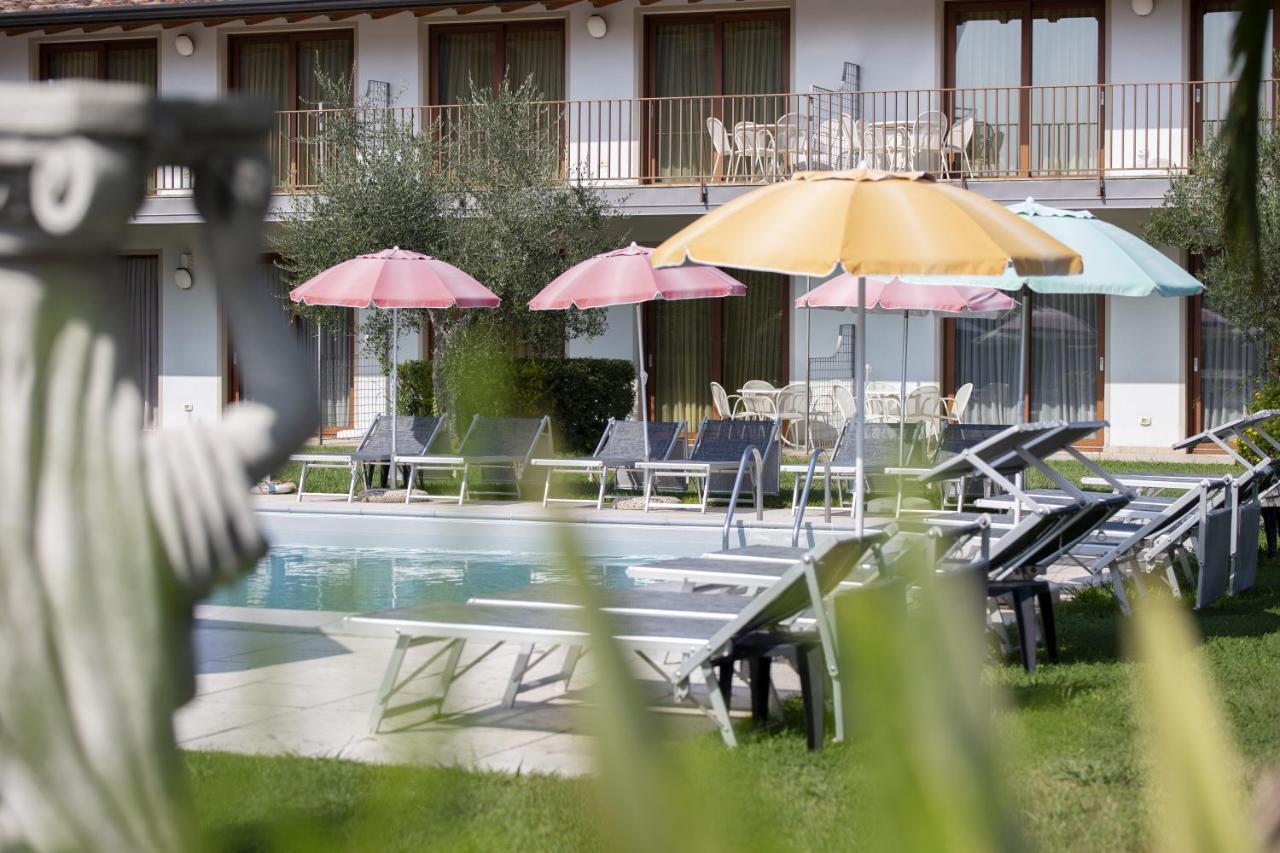 Residence Molino - Holiday Apartments Manerba del Garda Dış mekan fotoğraf