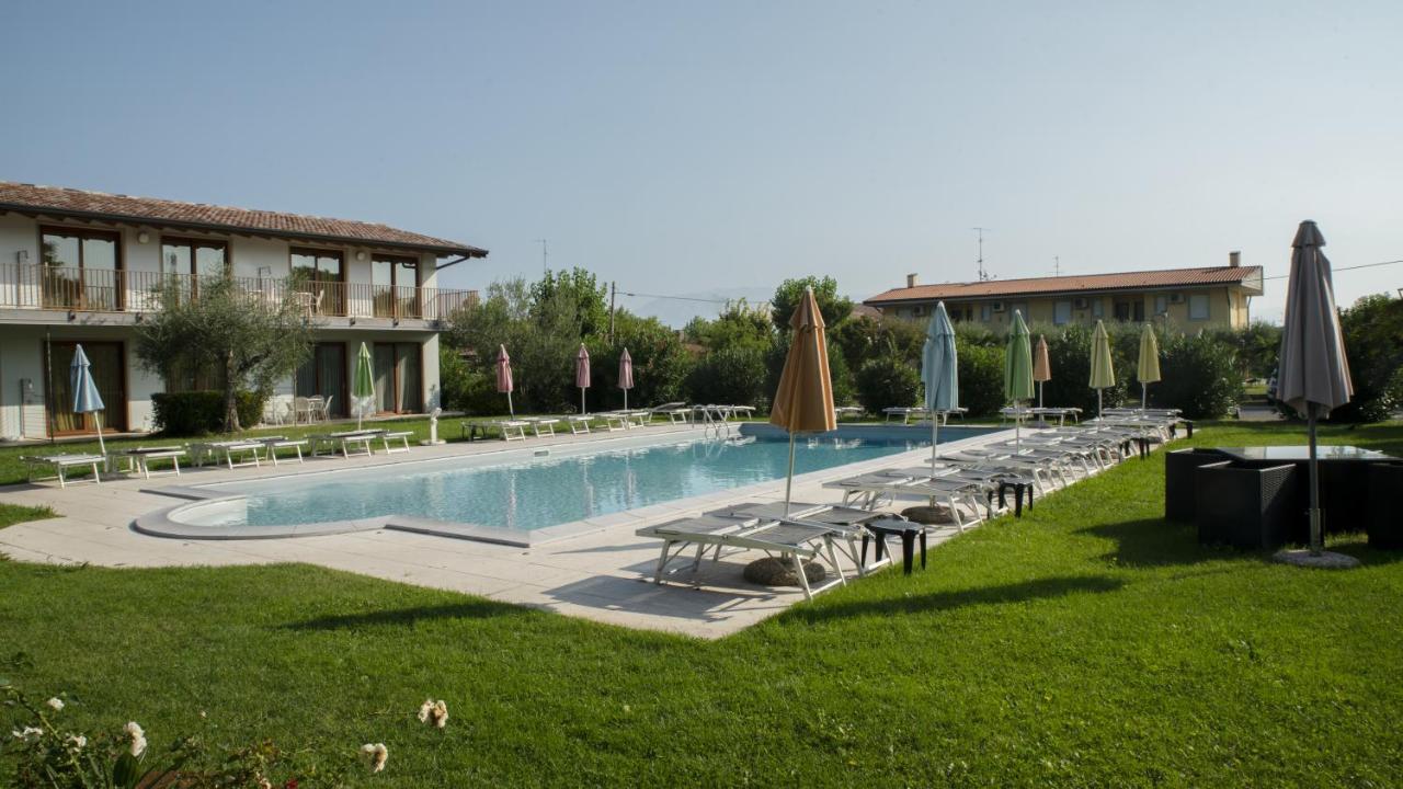 Residence Molino - Holiday Apartments Manerba del Garda Dış mekan fotoğraf